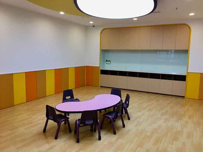 上?！で嗥诌\(yùn)杰園