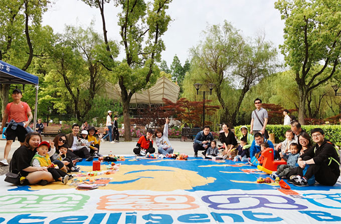 嬰智貝佳莘莊園：愛(ài)的傳遞-“小小志愿者”義賣(mài)活動(dòng)花絮